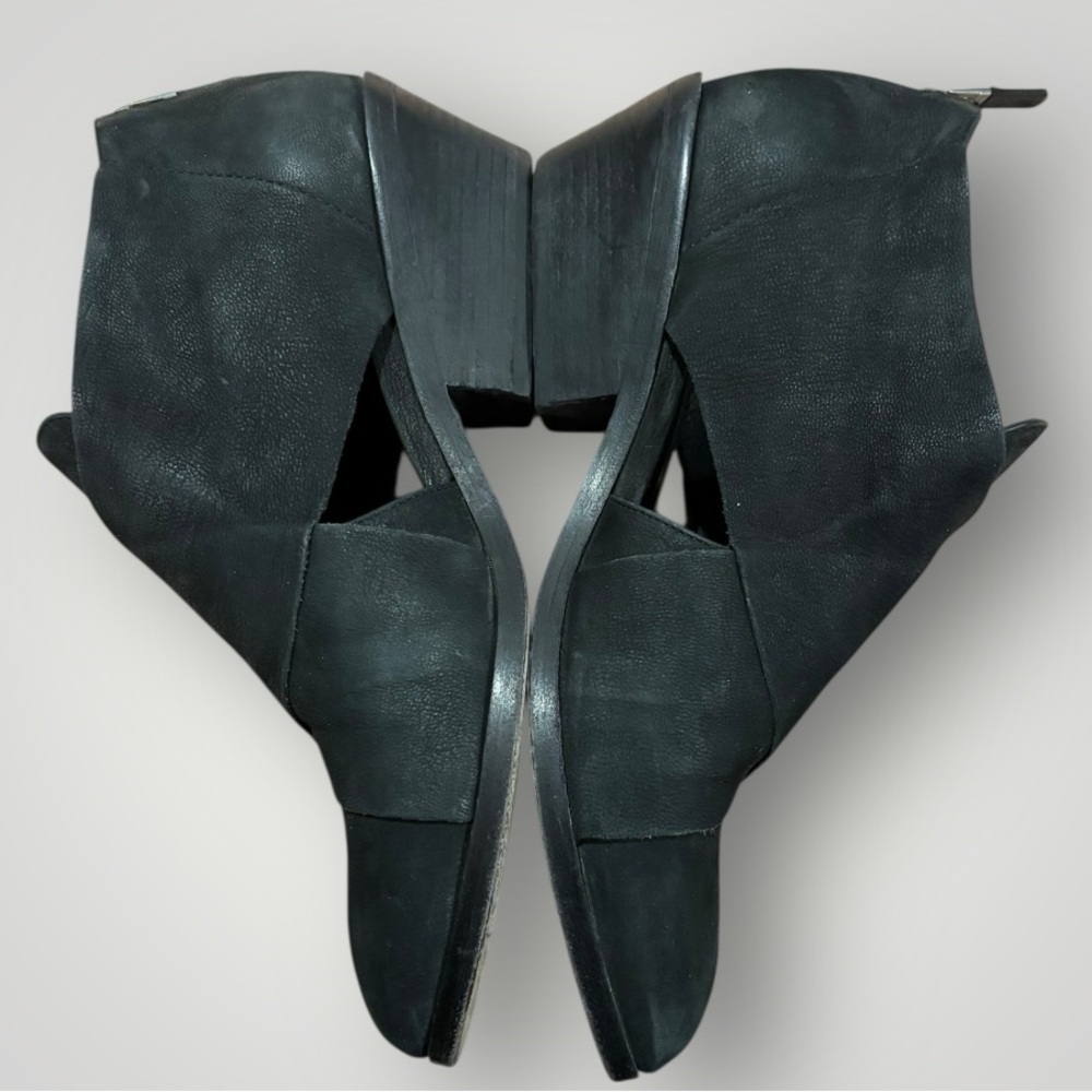 Eileen Fisher Perry Black Cutouts Block Heel Ankle Booties Boots Size 9 - Picture 8 of 9